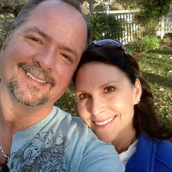 New and gently used clothing and shoes as well as purses, jewelry & other stuff! - Picture 6 of 8